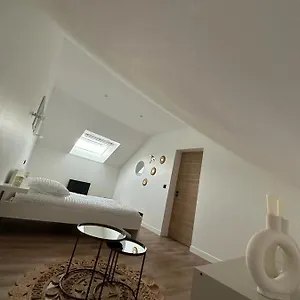chambres-dans-maison-neuve-au-style-chic-et-boheme.fr-paris.fr/